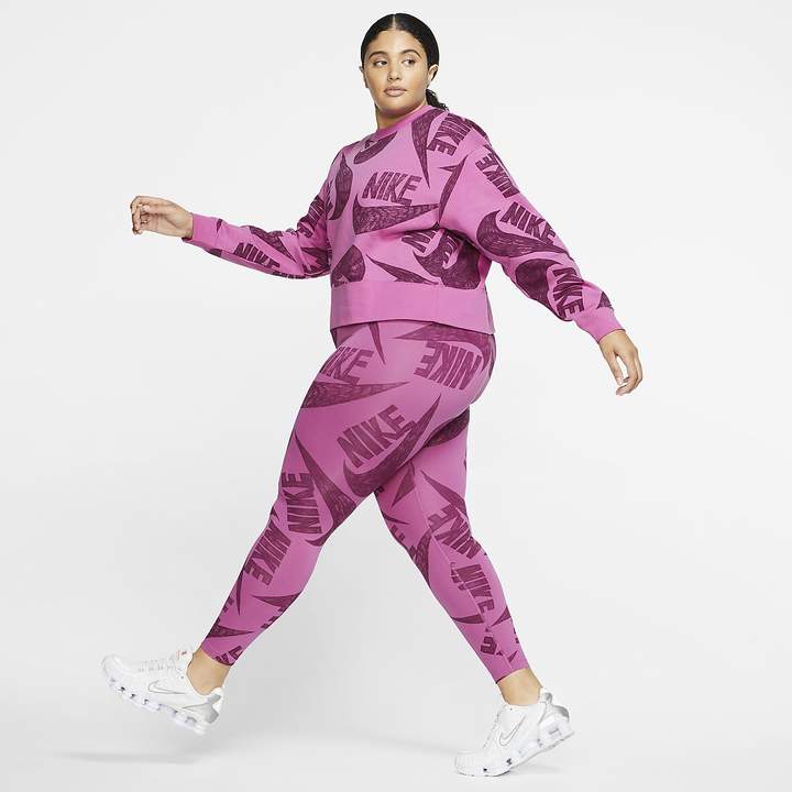 Excursión molino Ocupar Nike Debuts A Plus Size Mannequin That Actually Looks Plus Size - Stylish  Curves
