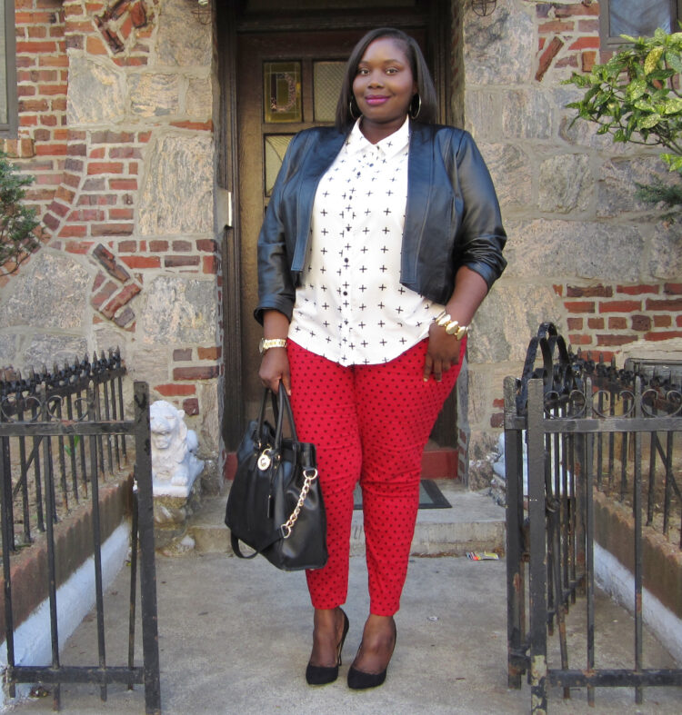 MIXING PRINTS: POLKA DOTS AND CROSSES - Stylish Curves