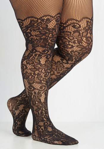 WHERE TO FIND PLUS SIZE PATTERNED TIGHTS AND THIGH HIGH'S - Stylish Curves