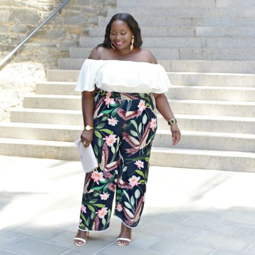 These Are the Best Pants for a Curvy Figure  Summer work outfits, Floral  trousers, Power pant