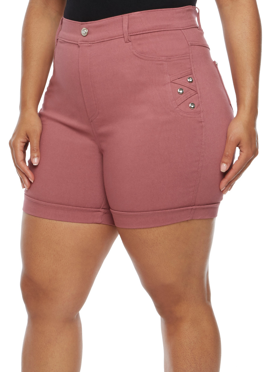 Flaunt Those Thick Thighs In A Pair Of Sassy Plus Size Shorts Stylish 