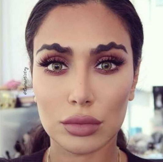 squiggly brows trend