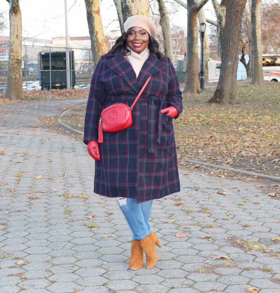 How To Accessorize Winter Coats In A Stylish Way