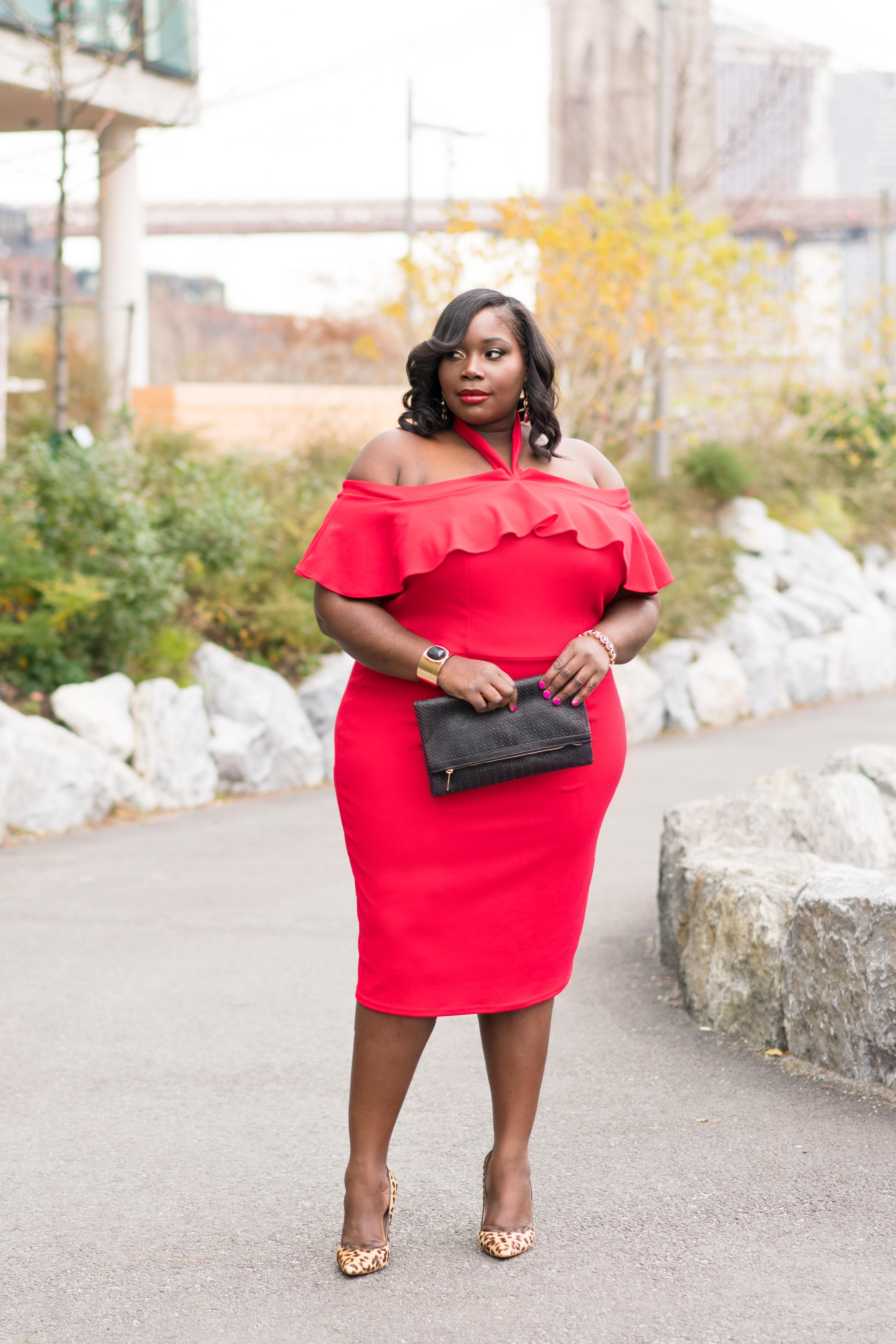 Plus Size Floral Halterneck Sleeveless Swing Dress