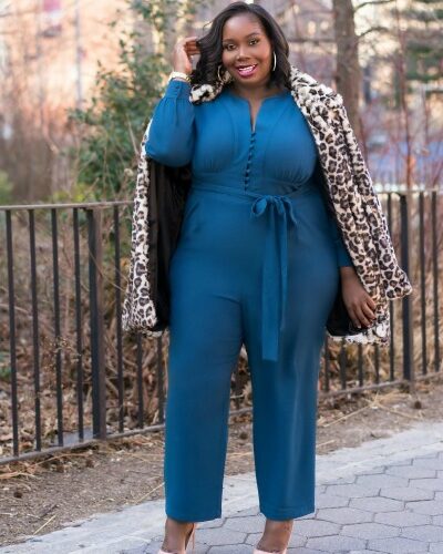 Embracing My Curves In An Eva Mendes Sweater Dress - Stylish Curves