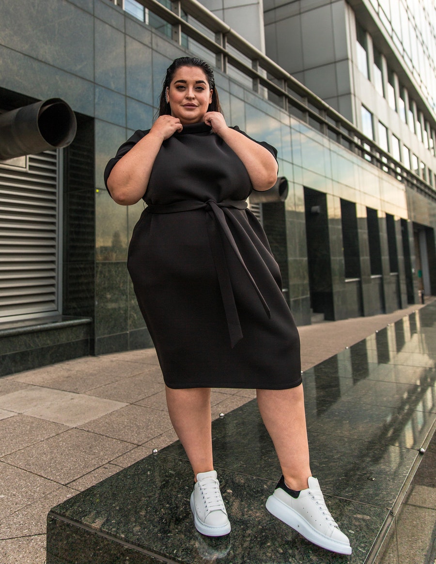 Fashion Blogger Kristine Thompson Debuts New Plus Size Clothing Line -  Stylish Curves