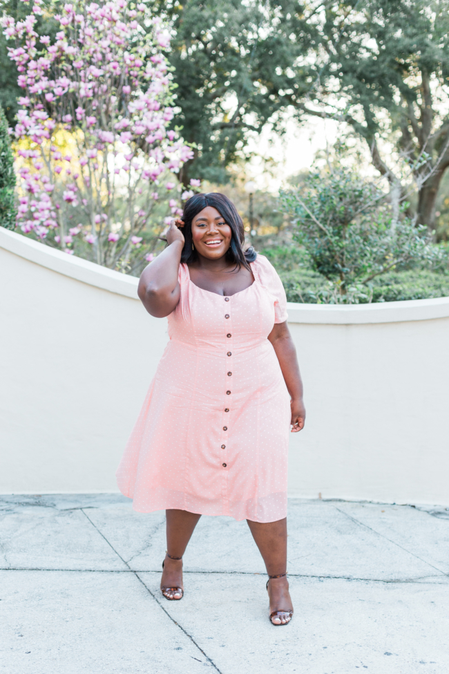 7+ Black Plus Size Fashion Bloggers to Follow on Instagram! (New