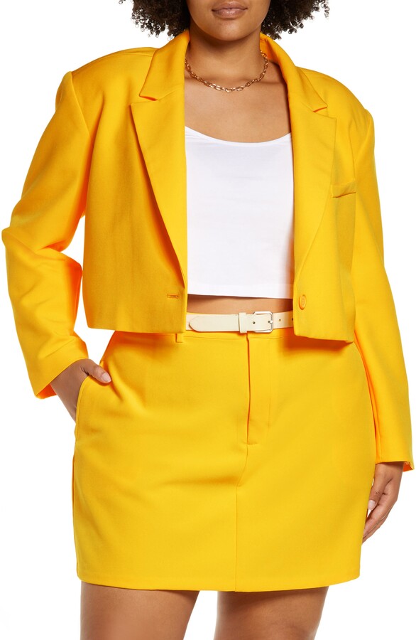 7 Ways To Style Colored Plus Size Suits